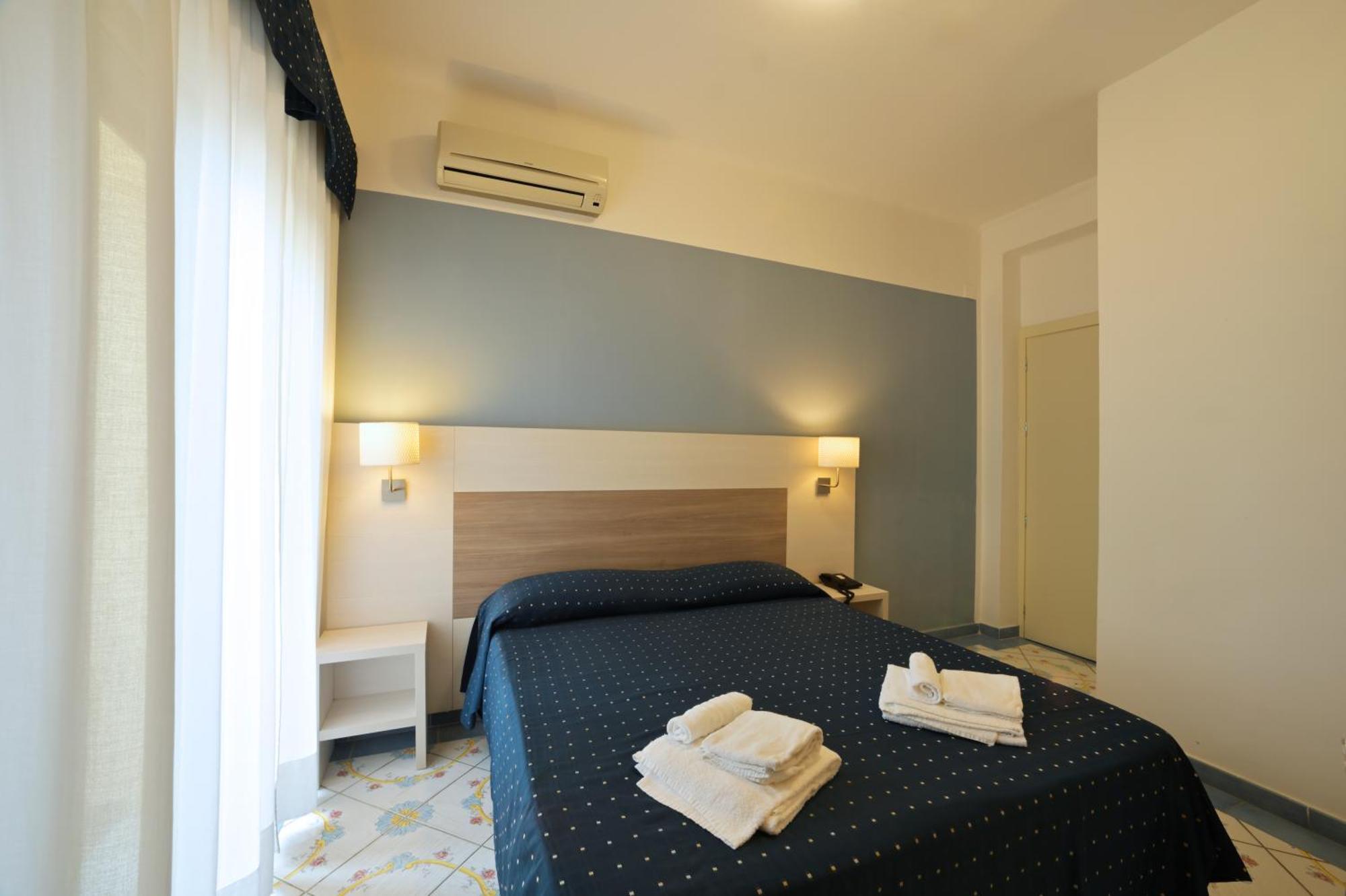 Hotel Delfino Laigueglia Exteriér fotografie