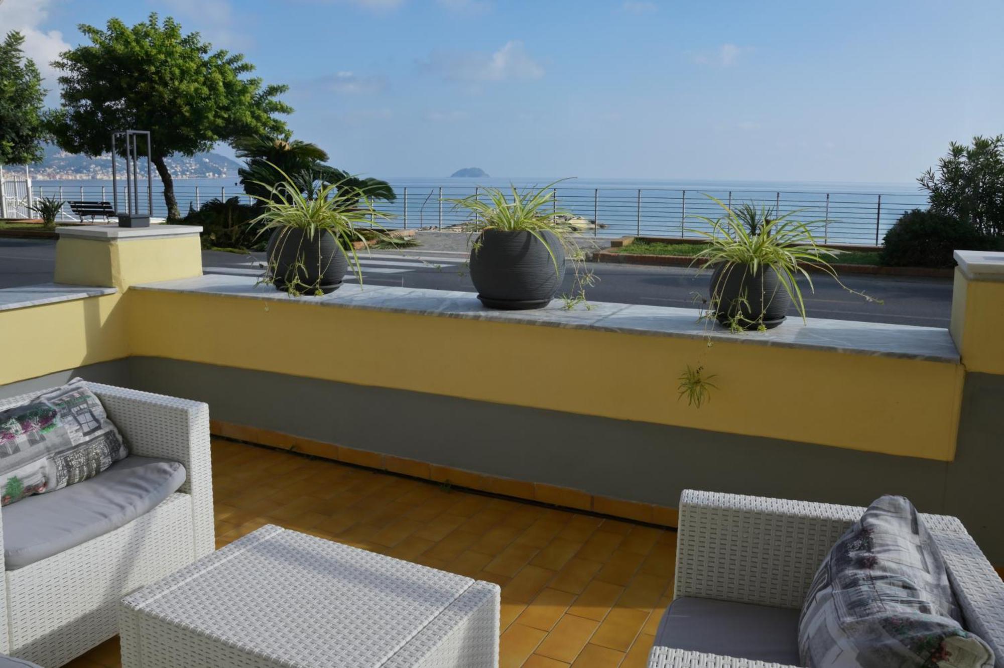 Hotel Delfino Laigueglia Exteriér fotografie