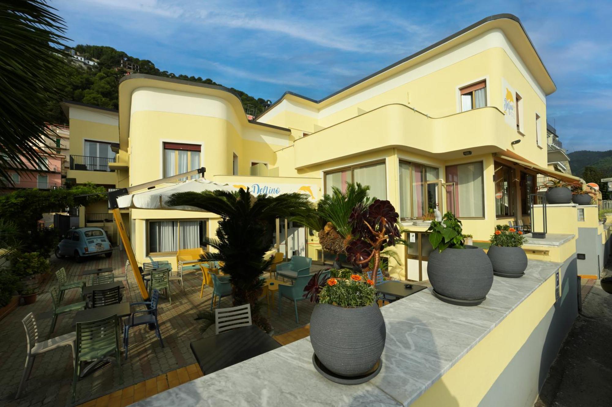 Hotel Delfino Laigueglia Exteriér fotografie