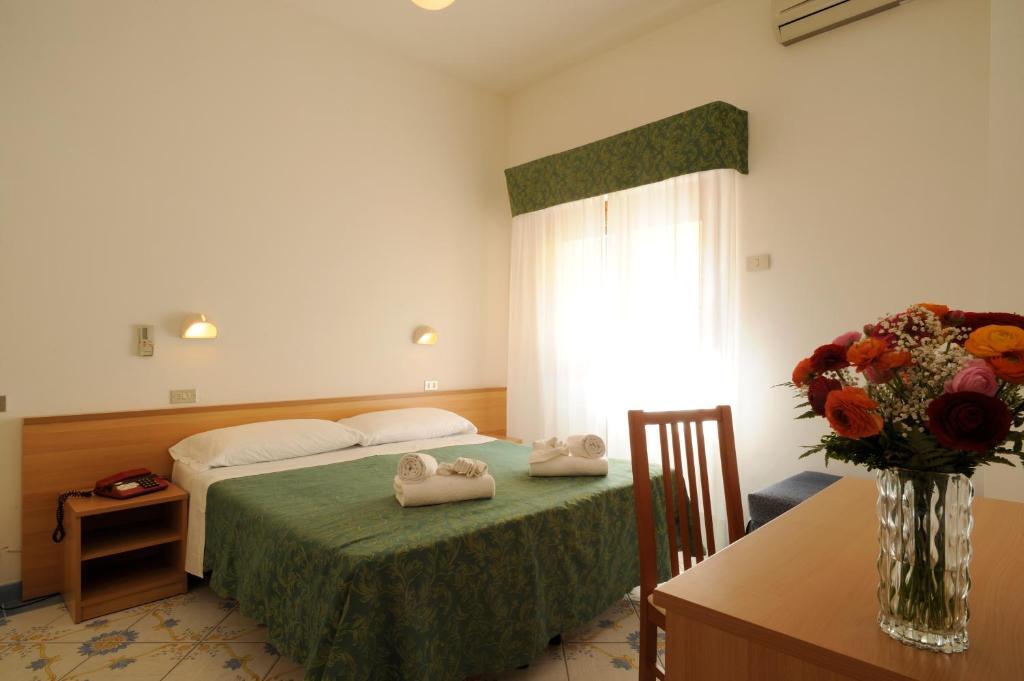 Hotel Delfino Laigueglia Pokoj fotografie