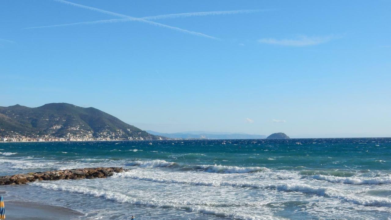 Hotel Delfino Laigueglia Exteriér fotografie